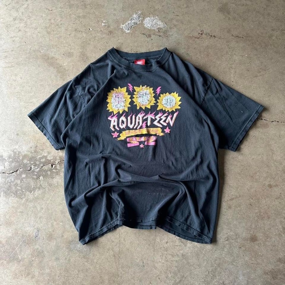 2003 thrashed Cartoon Network Aquateen Hunger Force tee